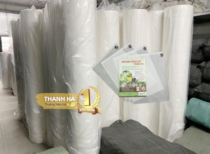 Thanh Hà nhập khẩu vải trực tiếp sản xuất túi bao trái giá tận gốc